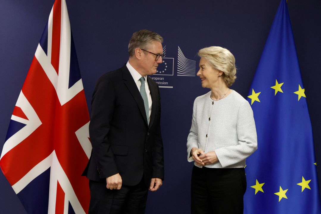 Keir Starmer i Ursula von der Leyen